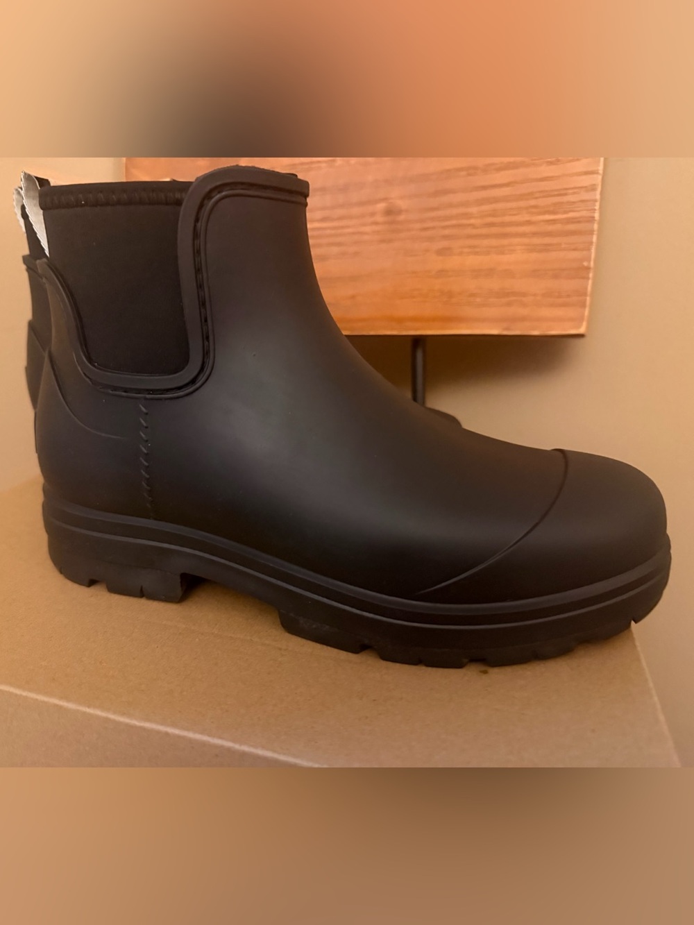 UGG Droplet Waterproof Rain Boots – Black – Women’s Size 8 – NEW
